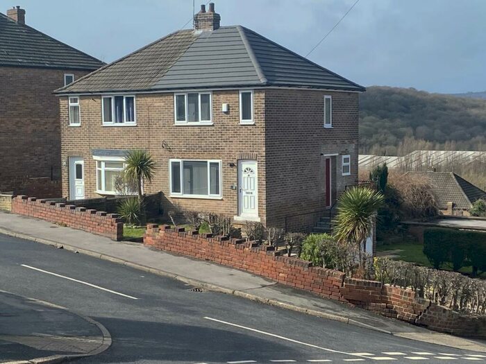 2 Bedroom Semi-Detached House To Rent In West Hill, Rotherham, S61