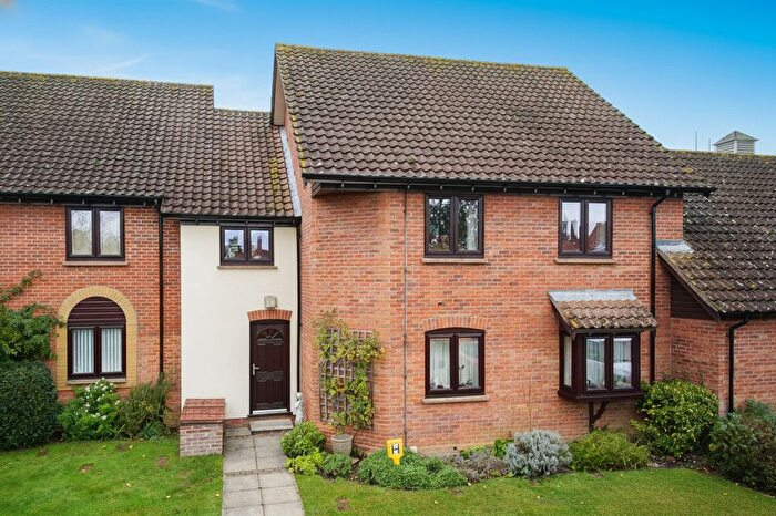 2 Bedroom Flat For Sale In Malthouse Court, Harleston, IP20