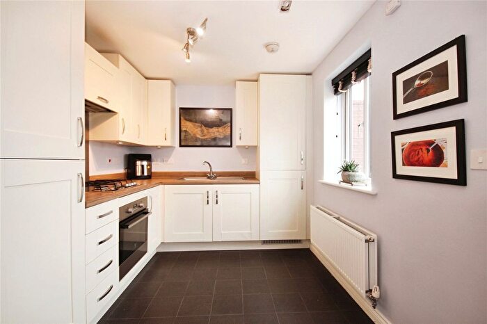 2 Bedroom Semi-Detached House For Sale In Amey Way, Warwick, CV34