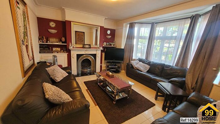 5 Bedroom Semi Detached House For Sale In Dollis Hill Avenue, London, Greater, NW2