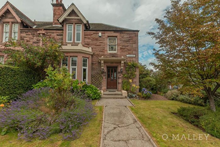 5 Bedroom Semi-detached House For Sale In Claremont, Alloa, FK10
