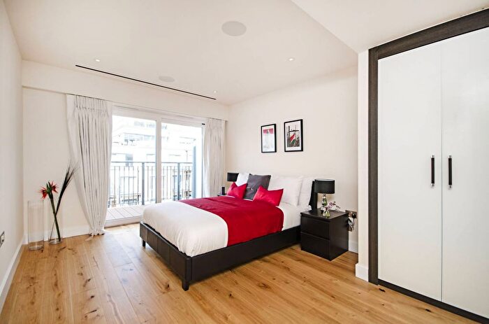 3 Bedroom Flat To Rent In Aerodrome Road, Colindale, London, NW9