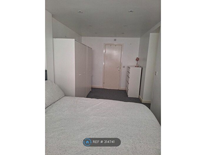 1 Bedroom Flat To Rent In Ivy Street, Kent, ME8