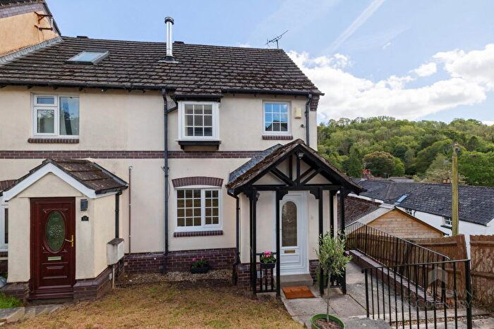 3 Bedroom End Of Terrace House For Sale In Nursery Close, Tamerton Foliot, Plymouth, PL5
