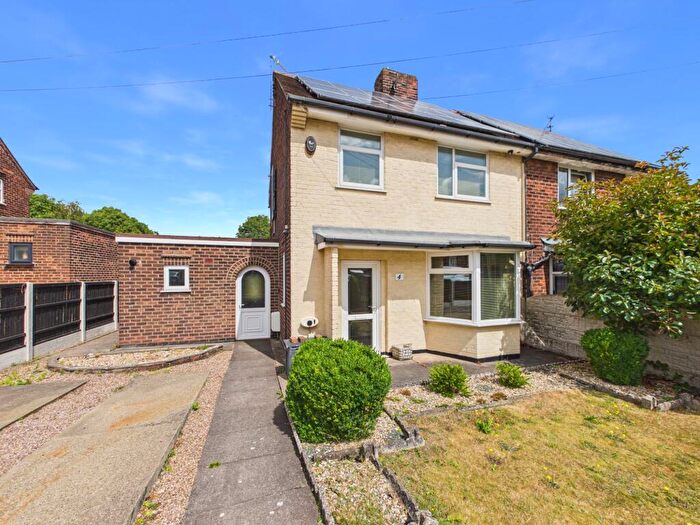 3 Bedroom Semi-Detached House For Sale In Haddon Place, Langwith Junction, NG20