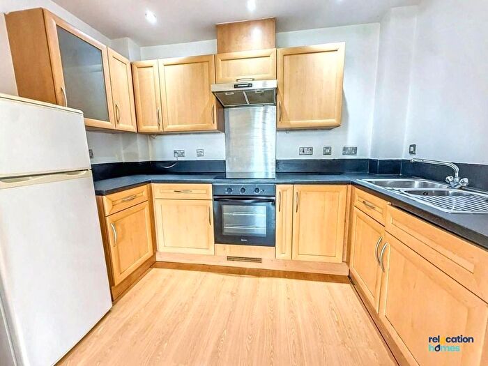 2 Bedroom Flat To Rent In Yukon Road, Broxbourne, EN10