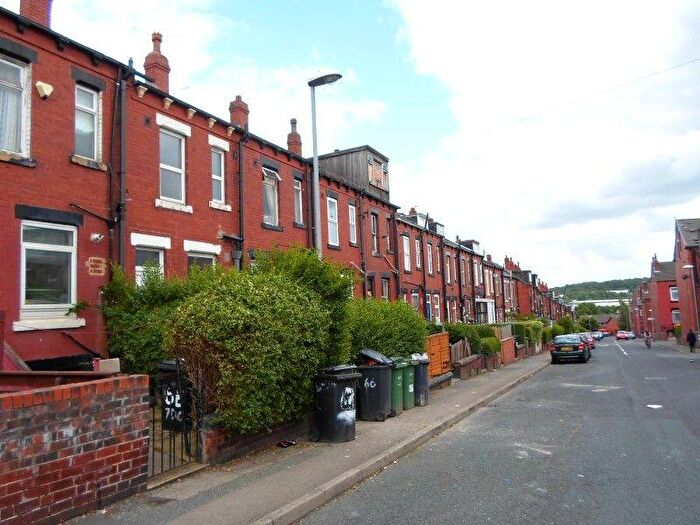 2 Bedroom Terraced House To Rent In Harlech Road, Leeds, LS11
