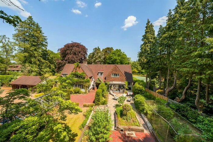 6 Bedroom Detached House For Sale In Headley Road, Grayshott, GU26