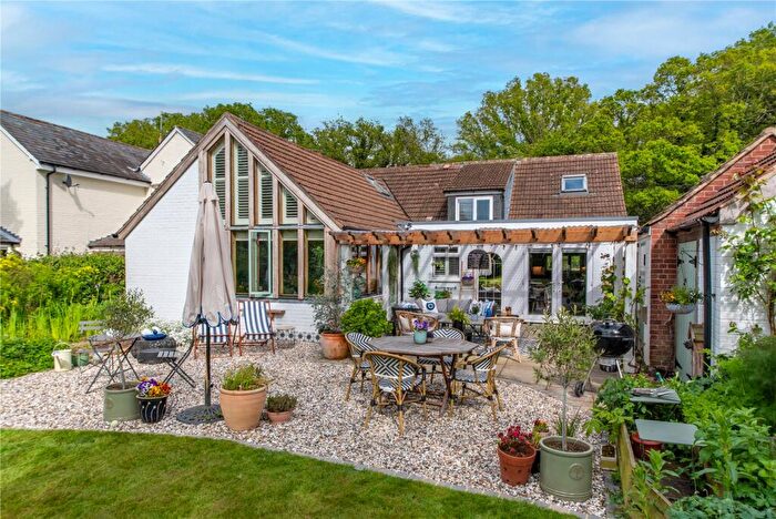 4 Bedroom Detached House For Sale In Heatherwold, Newtown, Newbury, Hampshire, RG20