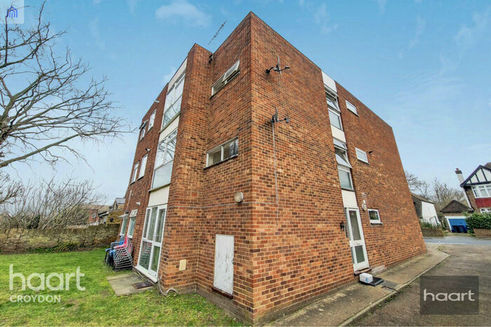 1 Bedroom Flat For Sale In Vivien Court, Croydon, CR0