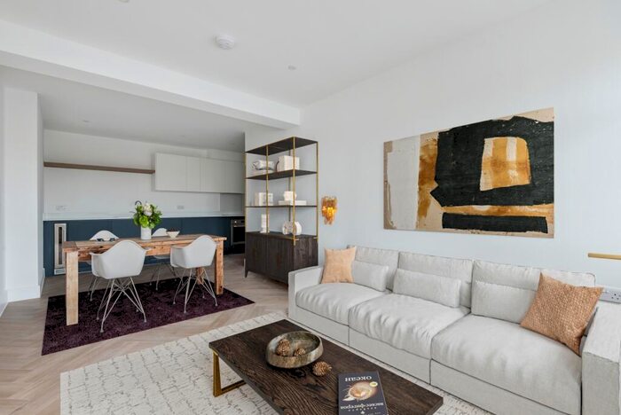 2 Bedroom Flat To Rent In Jenner Close Sidcup, DA14