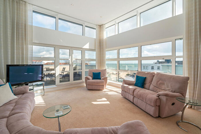 2 Bedroom Penthouse For Sale In Shore Road, Sandbanks, Poole, Dorset, BH13