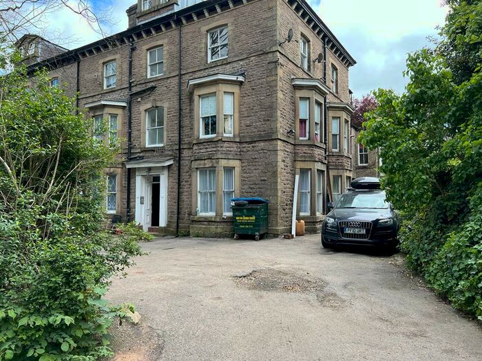 1 Bedroom Flat To Rent In Terrace Road, Buxton, SK17