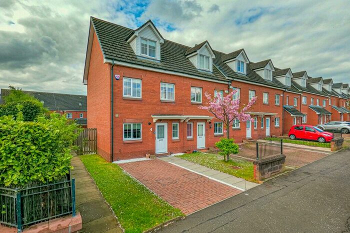 3 Bedroom Semi-Detached House To Rent In Birchfield Drive, Glasgow, G14