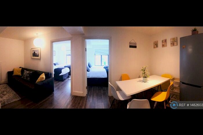 2 Bedroom Flat To Rent In Hoxton Street, London, N1