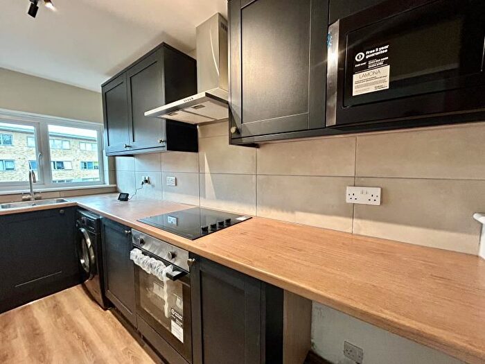 1 Bedroom Flat To Rent In Woodbridge Road, Guildford, GU1