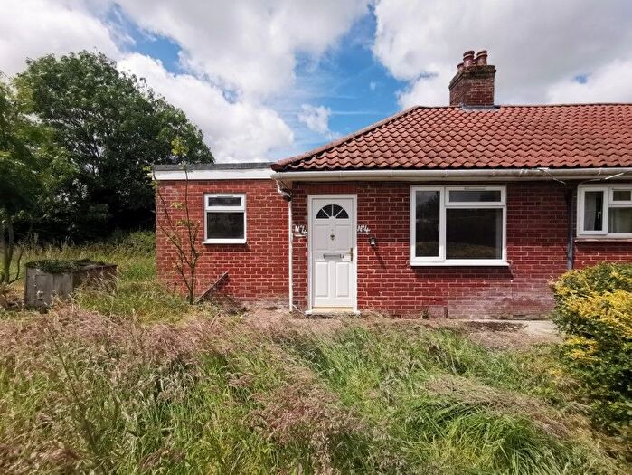 1 Bedroom Terraced Bungalow For Sale In West End, Saxlingham Thorpe, Norwich, Norfolk, NR15