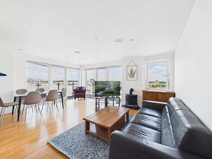 2 Bedroom Flat To Rent In Mast Quay, London, SE18
