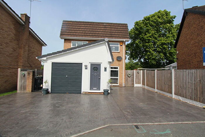 3 Bedroom Detached House For Sale In The Homestead, LL14