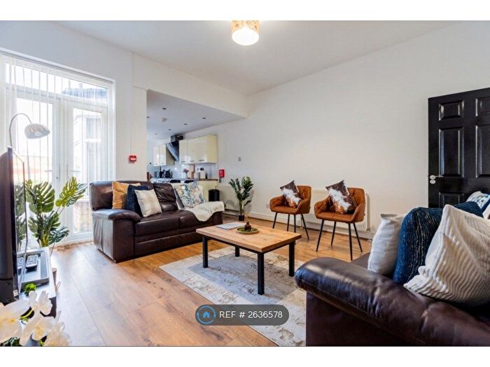 5 Bedroom Terraced House To Rent In Poplar Road, Smethwick, B66