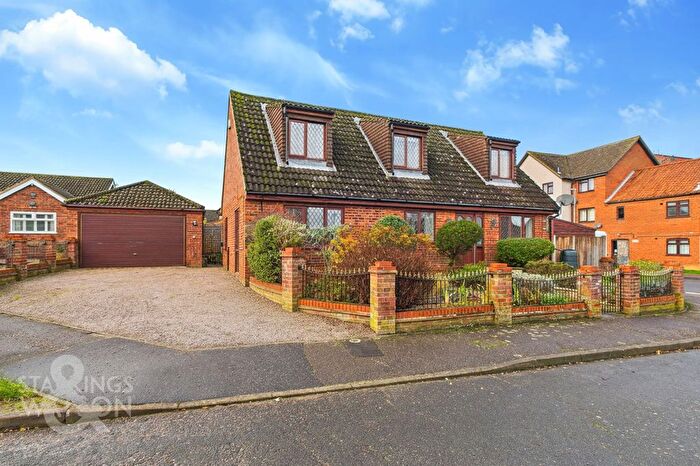 5 Bedroom Detached House To Rent In Peverell Road, Bowthorpe, Norwich, NR5