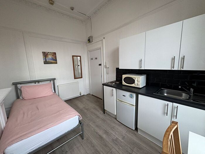 Studio To Rent In Oakley Street, London, SW3
