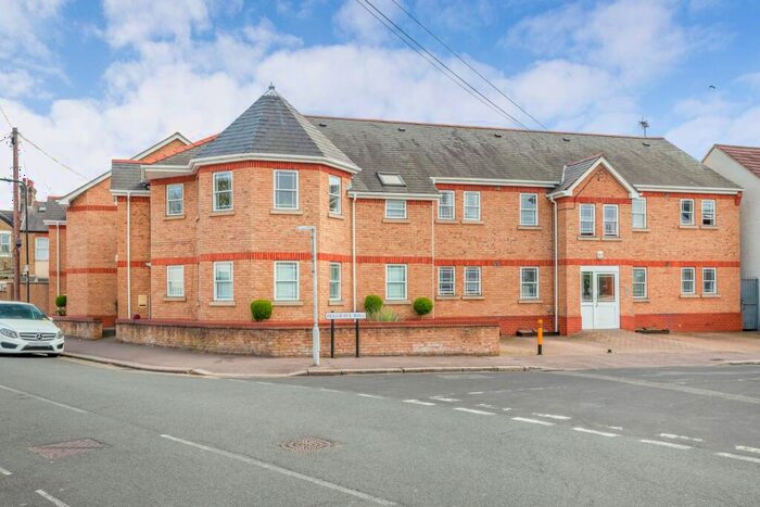 1 Bedroom Flat To Rent In London, E10