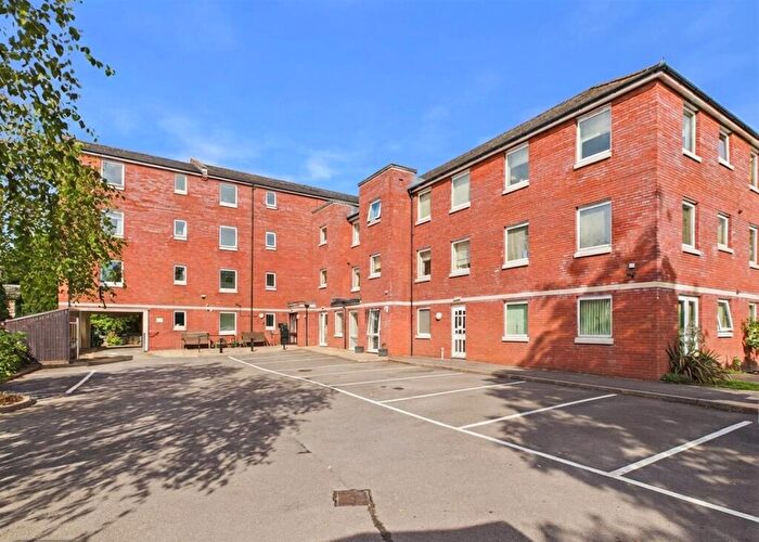2 Bedroom Retirement Property For Sale In Cathedral Court, London Road, Gloucester, GL1