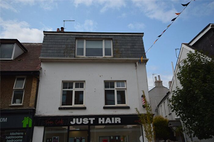 Maisonette To Rent In Queen Street, Seaton, Devon, EX12