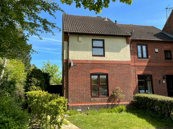 2 Bedroom Terraced House To Rent In Denbigh Close, Totton, SO40