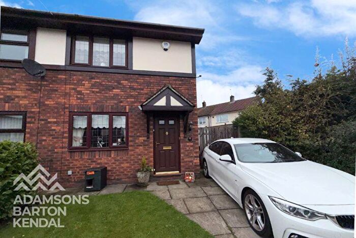 2 Bedroom Semi-Detached House For Sale In Murrayfield, Bamford, Rochdale, OL11