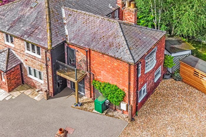 2 Bedroom Semi-Detached House For Sale In Main Street, Selby, YO19