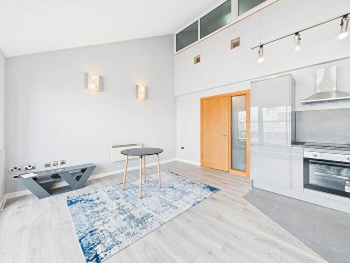 3 Bedroom Apartment For Sale In Concert Street, Liverpool, Merseyside, L1