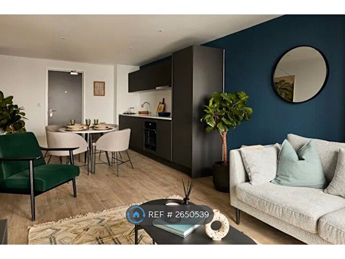 2 Bedroom Flat To Rent In Swan Street House, Manchester, M4
