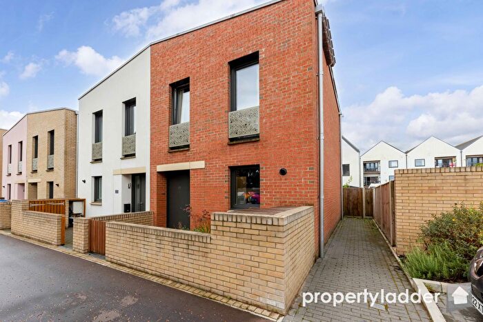 2 Bedroom Semi-Detached House For Sale In Poppyfields, Norwich, NR5