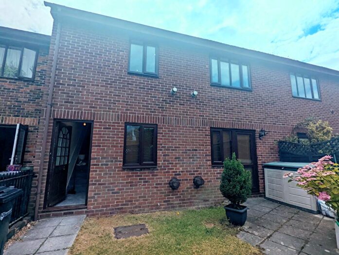 2 Bedroom Apartment To Rent In Prince Regent Court, Southsea, PO5