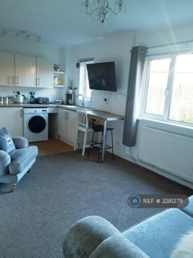 1 Bedroom Semi-Detached House To Rent In Orchard Park, Cardiff, CF3