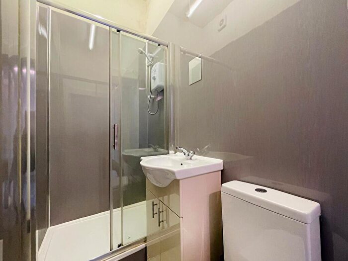 1 Bedroom Flat To Rent In Wellshot Road, Glasgow, G32
