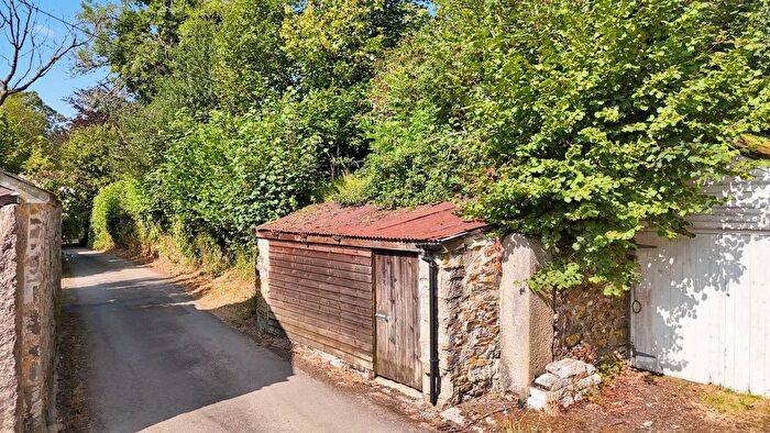 Property For Sale In Linkinhorne, Callington, PL17