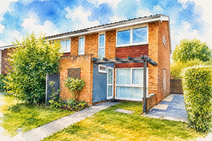 3 Bedroom Semi-detached House For Sale In The Paddock, Hatfield, AL10