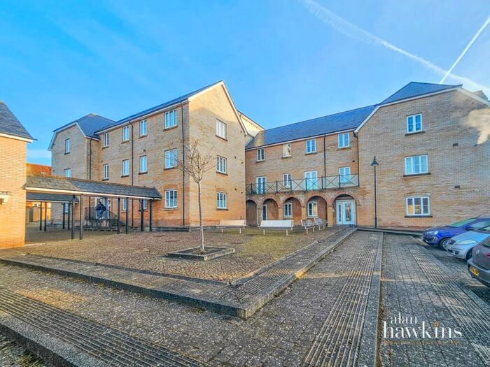 2 Bedroom Flat To Rent In Denby Road, Redhouse, SN25