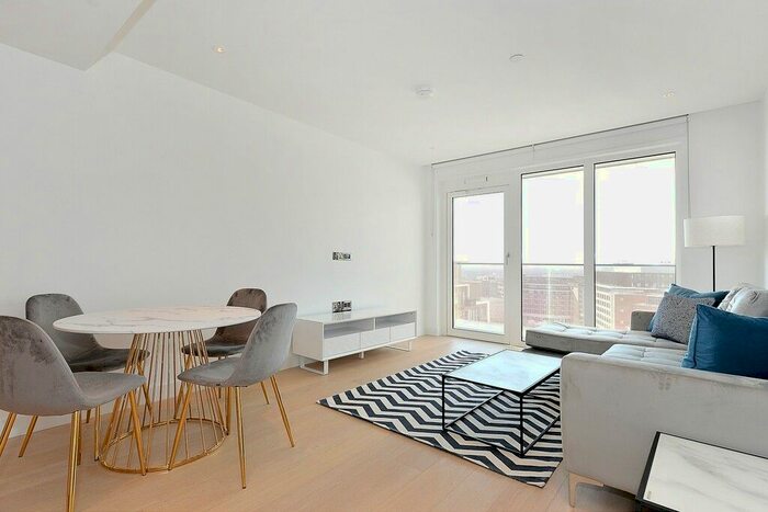 1 Bedroom Flat To Rent In Belvedere Row Apartments, White City, W12