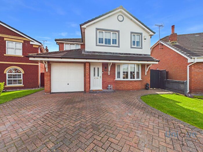 4 Bedroom Detached House For Sale In Sanderling Close, Lytham St. Annes, FY8