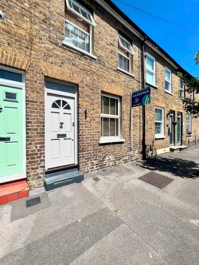 2 Bedroom Terraced House To Rent In Bexley Street, Windsor, Berkshire, SL4