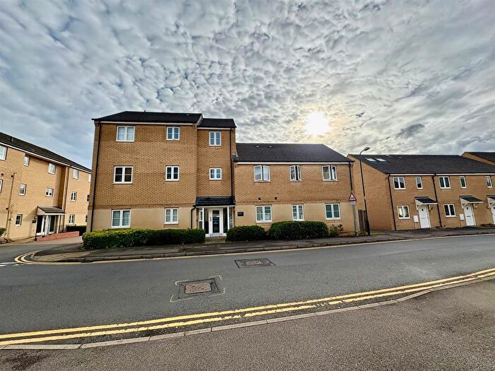 2 Bedroom Flat For Sale In Apollo Avenue, Peterborough, PE2