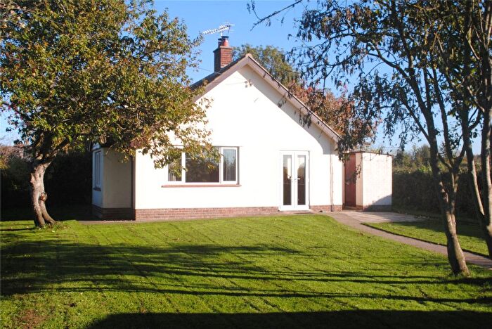 2 Bedroom Bungalow To Rent In Sutton Mallet, Bridgwater, Somerset, TA7