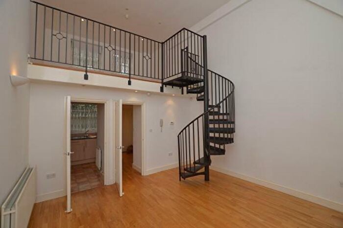 1 Bedroom Flat To Rent In Eburne Road, Holloway/Islington, N7