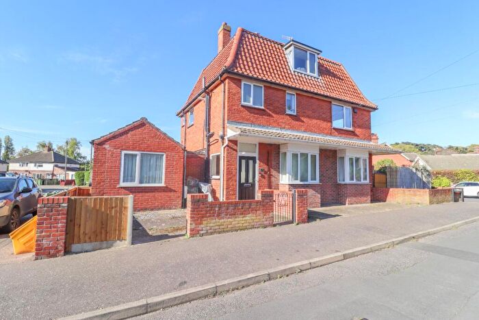 2 Bedroom Maisonette For Sale In Rosebery Road, Cromer, NR27