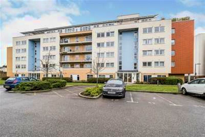 2 Bedroom Flat To Rent In Ammonite House, Flint Close E15