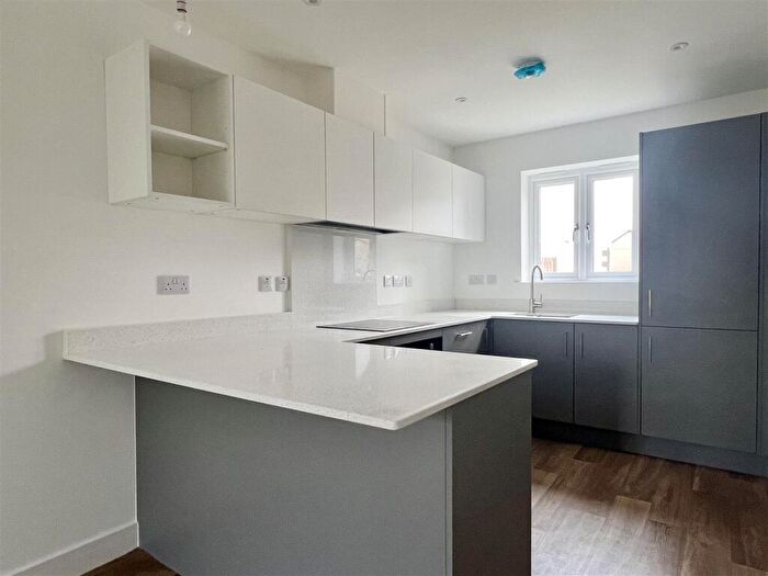 3 Bedroom End Of Terrace House For Sale In Kew Kernow, Roche, PL26